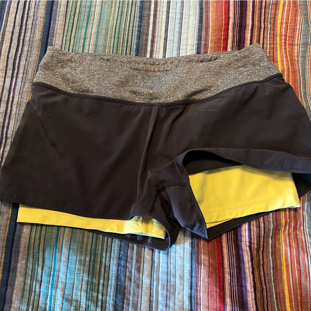 Athletic shorts